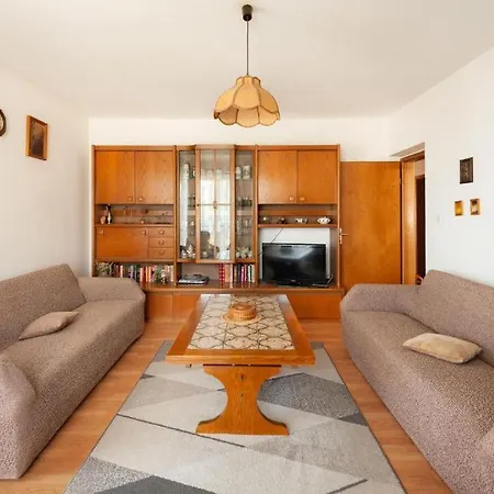 Maribela Trogir