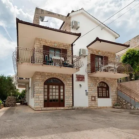 Maribela Apartman Trogir